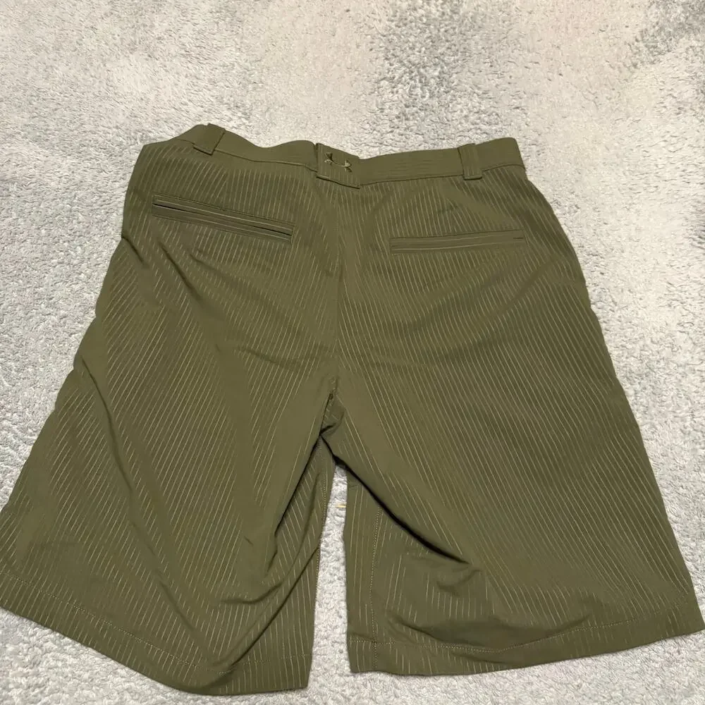 Under Armour UA Shorts Mens 32 Green Thin Stripes Golf Stretch Performance
